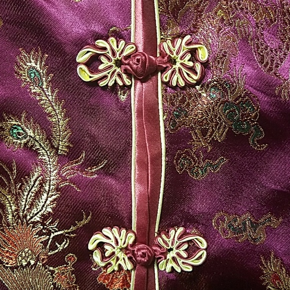 Asian style top. - Picture 3 of 7